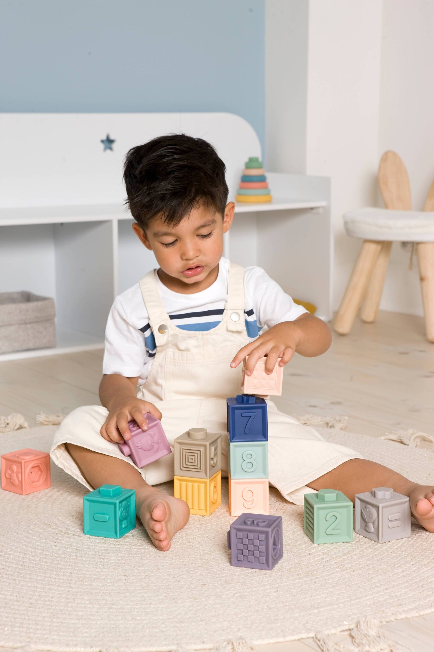 BabytoLove Silicone My Discovery Cubes