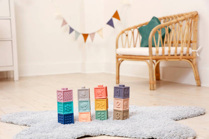 BabytoLove Silicone My Discovery Cubes